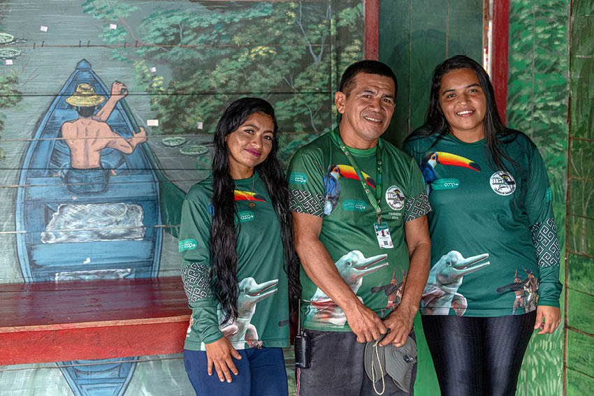 Iranduba_AM, 08 de junho de 2025 OCB  Cooperativa de Turismo Canoeiros da Cachoeira - CTCC  Foto: JOAO MARCOS ROSA/NITRO