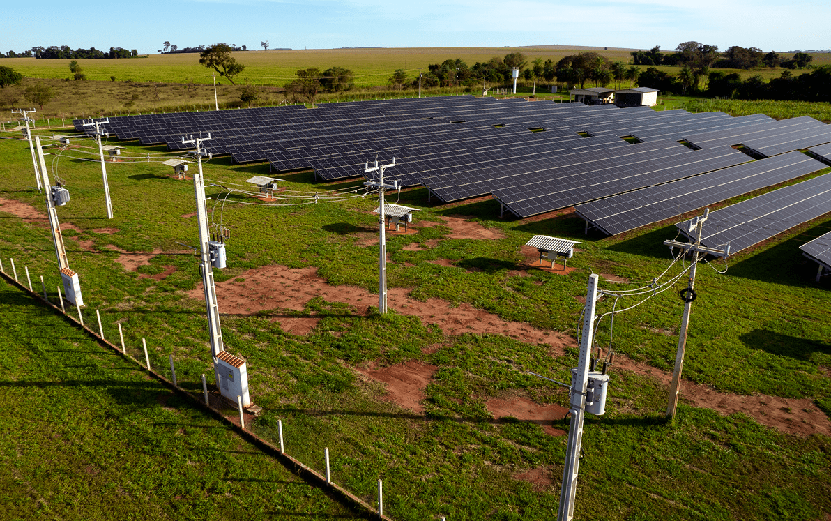 Dourados_MS, 09 de junho de 2025 OCB - COOPERATIVAS DO BRASIL: RETRATOS DE UM MUNDO MELHOR  Imagem de uma usina fotovoltaica de propriedade dos empresarios Eduardo Correia e Luiz Teodoro, donos da HeS Participacoes, parceira da cooperativa CERGRAND.  Imagem: Douglas Magno / NITRO