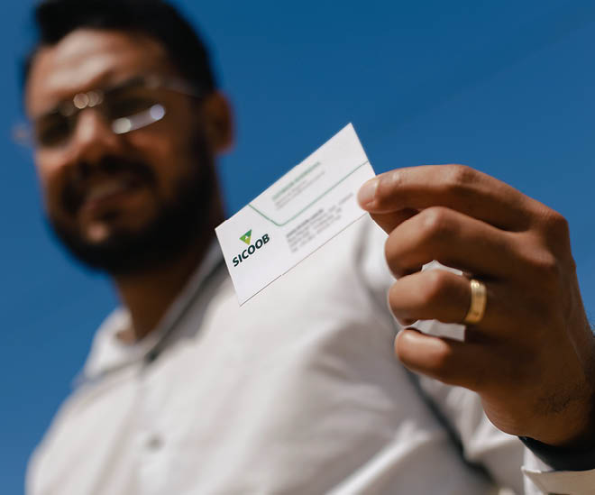 20250606BA - SICOOB Pernambuco - Timbauba - Na foto : Clayson Rodrigues, representante Sicoob Pernambuco   - Parceria da Sicoob Pernambuco com cooperados produtores de cana de a  car. Intercopora  o da Sicoob Pernambuco e Coaf.