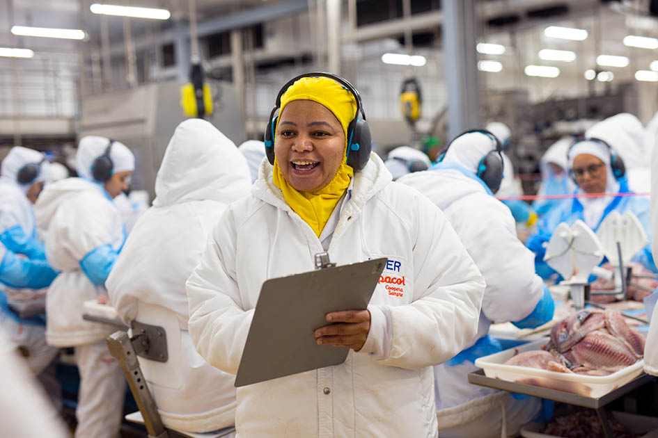 Fotos pra OCB, em Cafelandia, PR, Brasil. 04/06/2025. JUliana Aparecida Pereria, funcionaria Copacol.