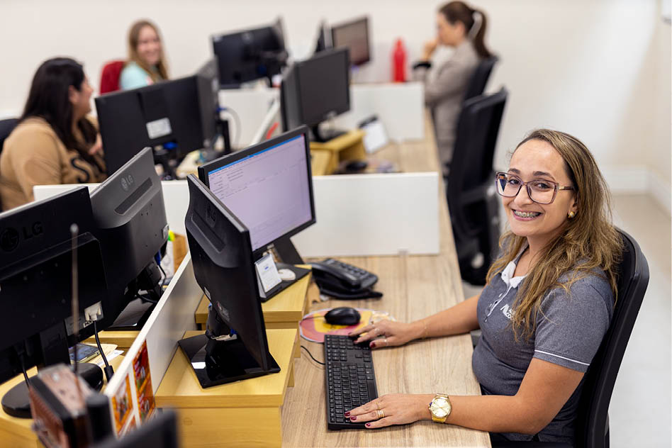 Chapec 06/06/2025 Aurora Coop. Mariele dos Santos, funcion ria PcD da Cooperativa.