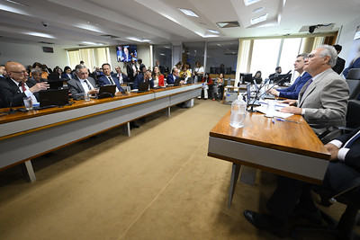 Senado aprova isenção de IR até R$ 5 mil e texto segue para a Câmara 