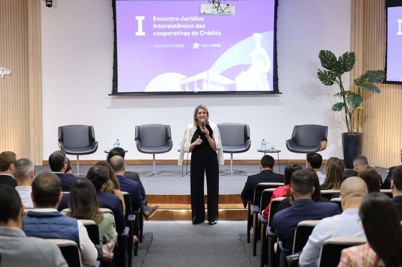 Cooperativismo de crédito realiza I Encontro Jurídico no Sistema OCB 