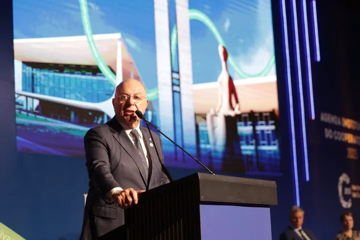 Arnaldo Jardim consolida protagonismo do coop no Congresso em 2025