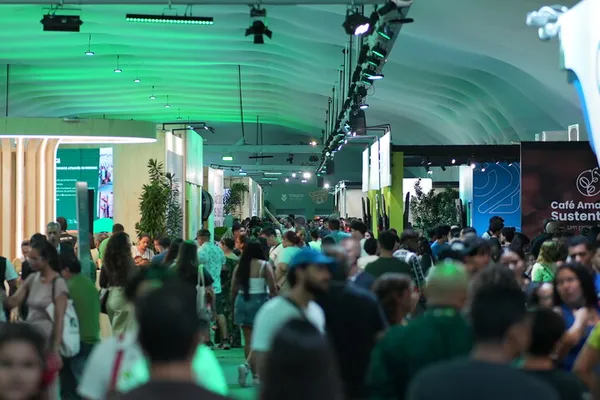 Cooperativismo encerra participação na COP30 com impacto social 