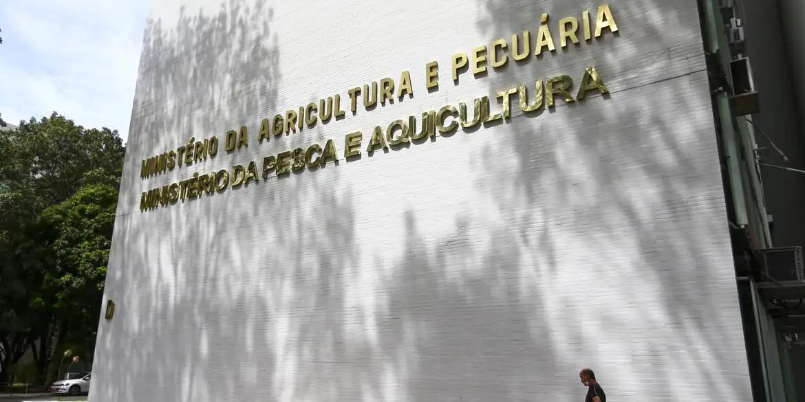 Sistema OCB debate com Mapa reabertura de mercados e tarifas dos EUA