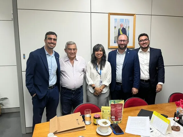 Sistema OCB debate regulamentação das coops de trabalho com governo