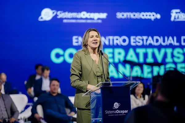 Tania Zanella destaca avanços e metas do coop em encontro da Ocepar 