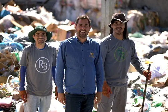 Lei restabelece isenção de PIS/Cofins para coops de reciclagem 