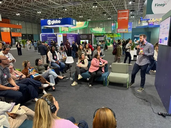Web Summit Rio destaca cooperativismo como motor de inovação