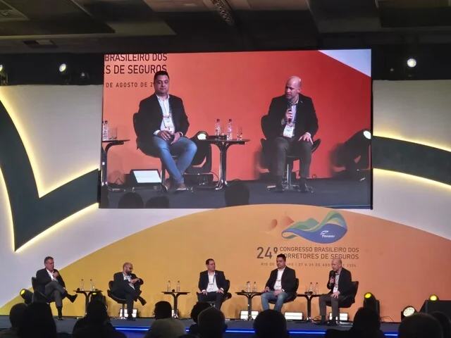 Sistema OCB debate novos mercados de seguros em congresso nacional 