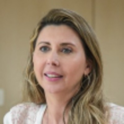 Viviane Esse