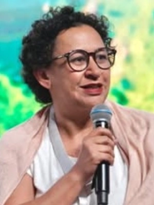 Ana Terra Reis