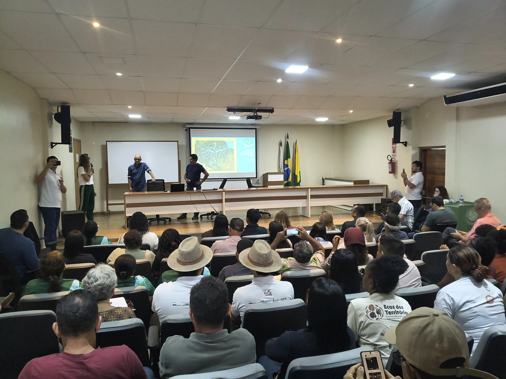Visita a CooperAcre