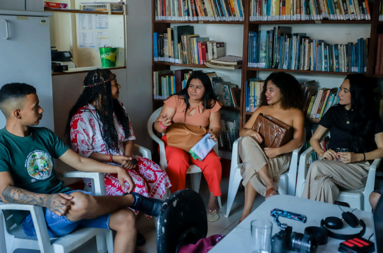 Turiarte: cooperativa transforma artesanato e turismo em renda e preservação