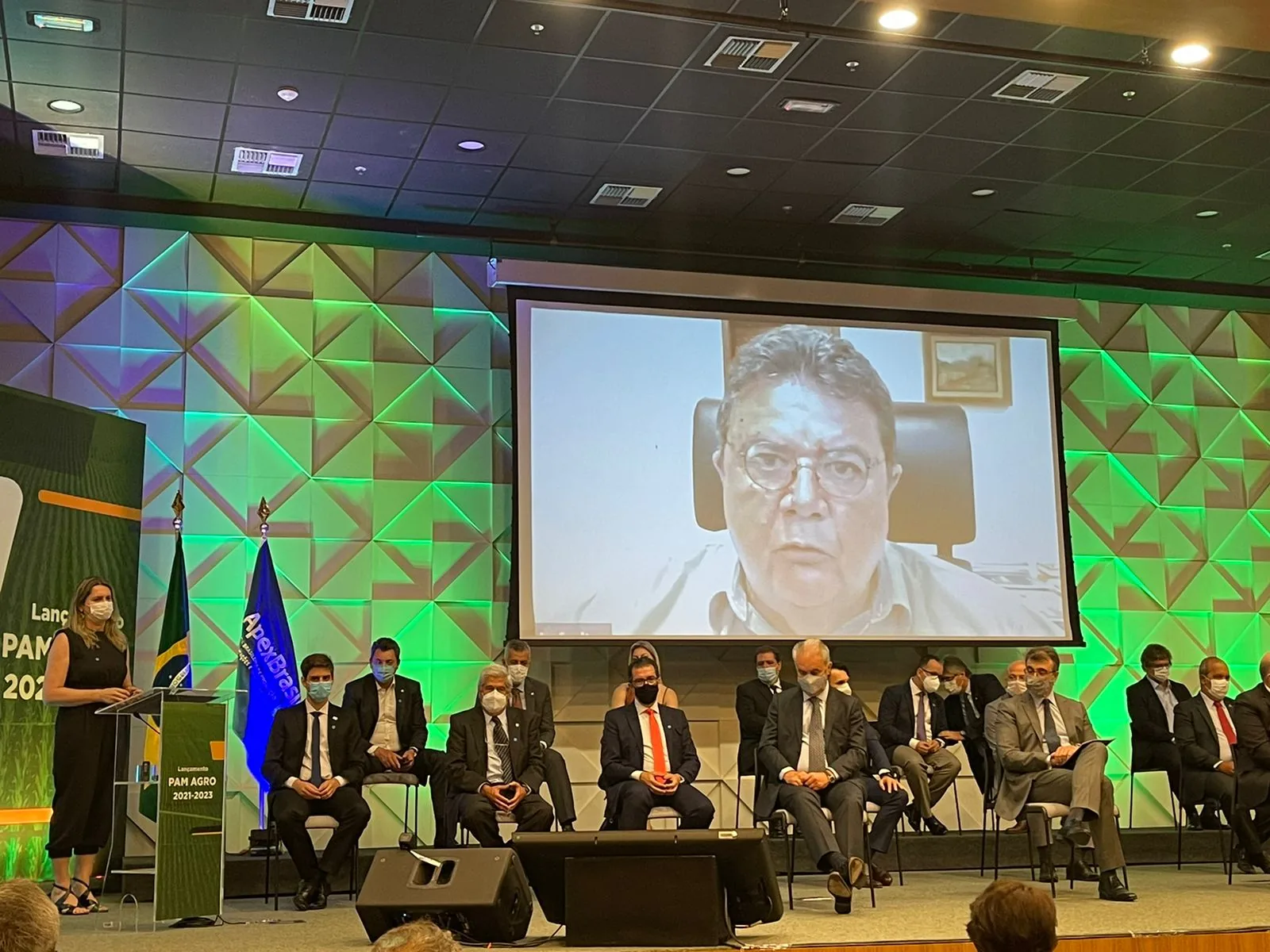 Apex-Brasil atua para melhorar imagem do país
