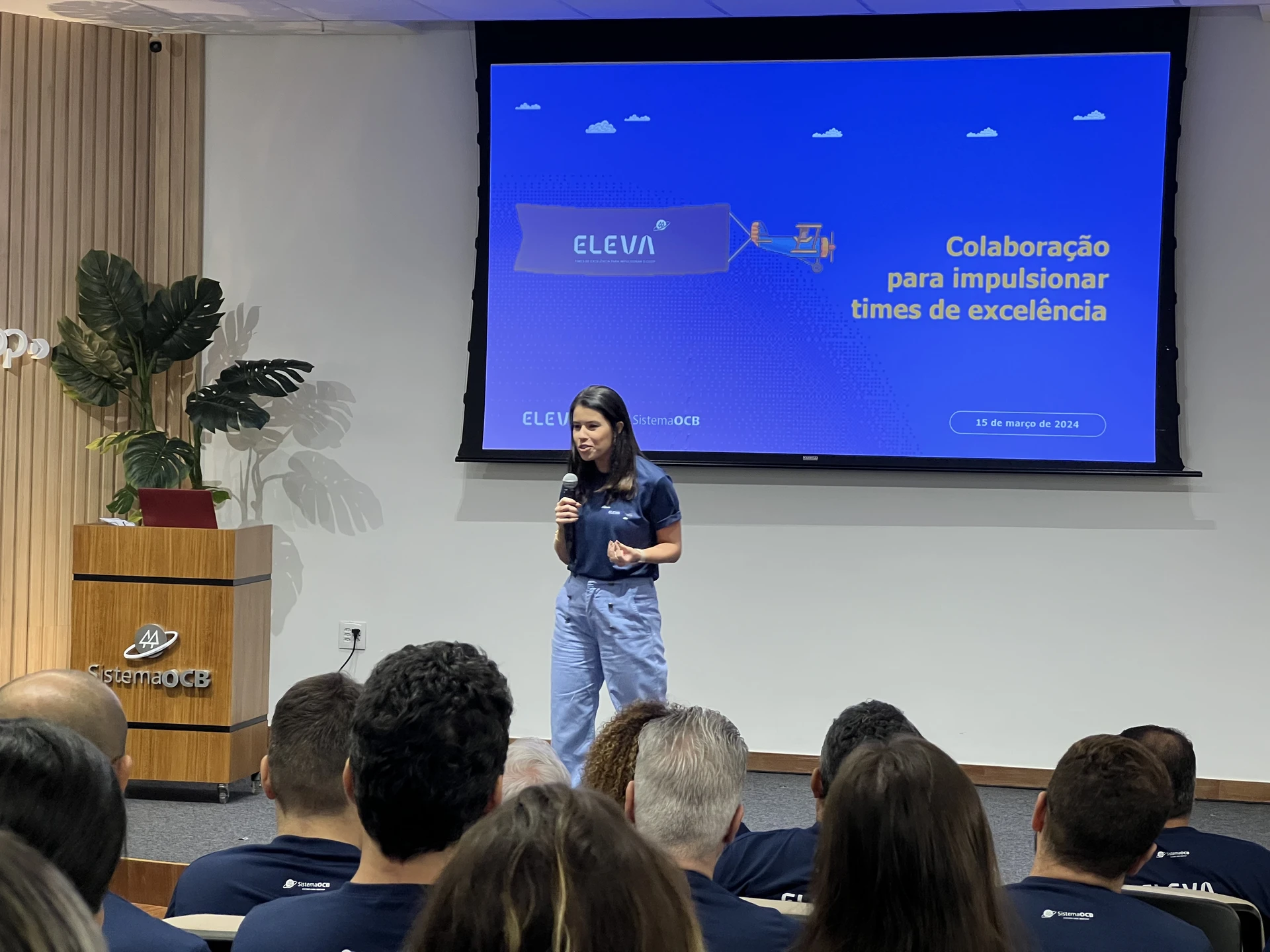  Fabíola Nader Motta fala sobre o poder da colaboração no cooperativismo 