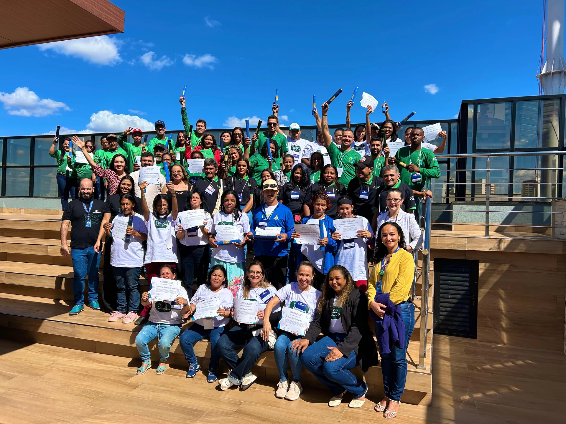 Formatura celebra conquistas do NegóciosCoop Reciclagem em Goiás 