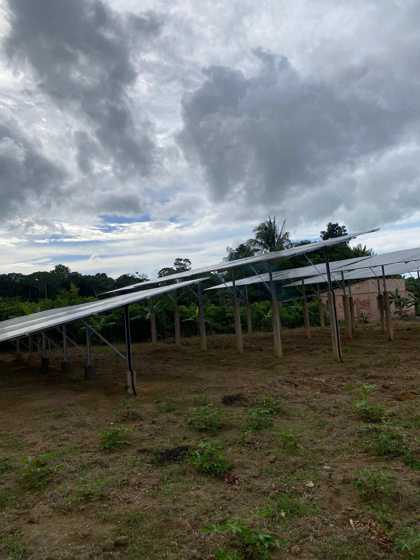 Painéis solares instalados