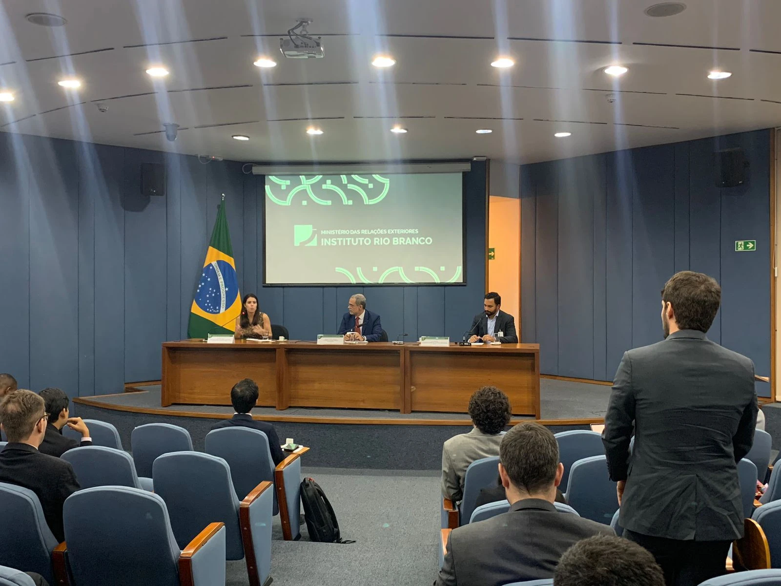  Aula sobre cooperativismo é ministrada no Instituto Rio Branco 