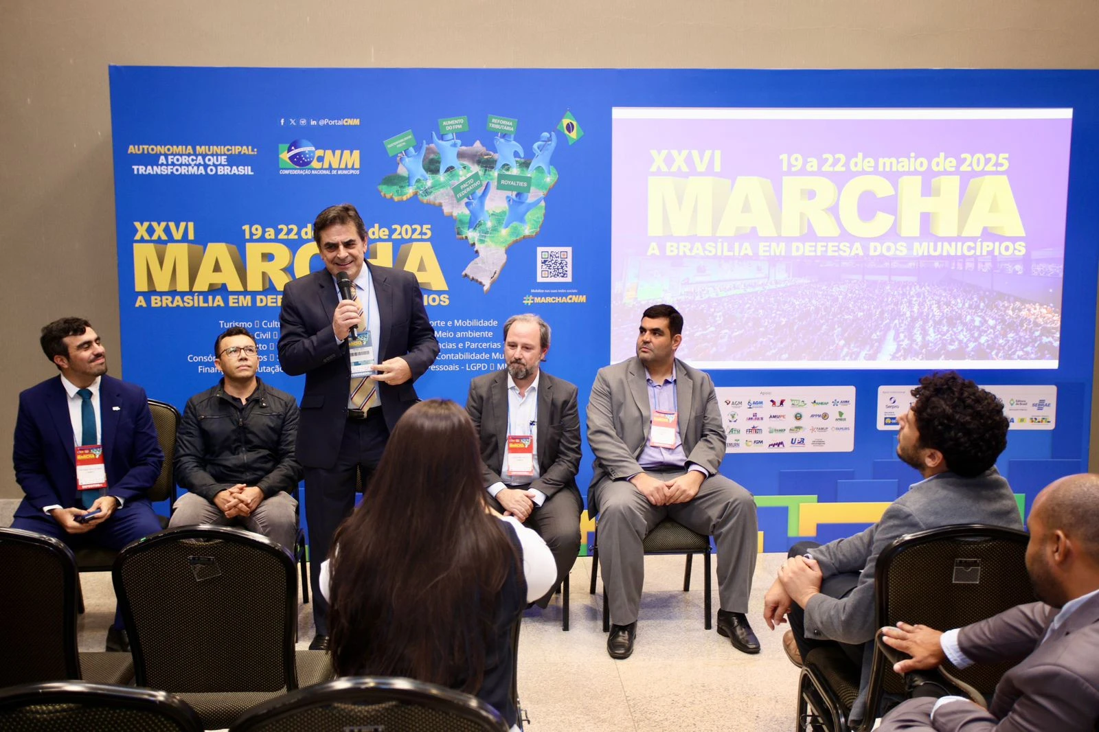 Cooperativas de crédito ganham protagonismo na Marcha dos Prefeitos 