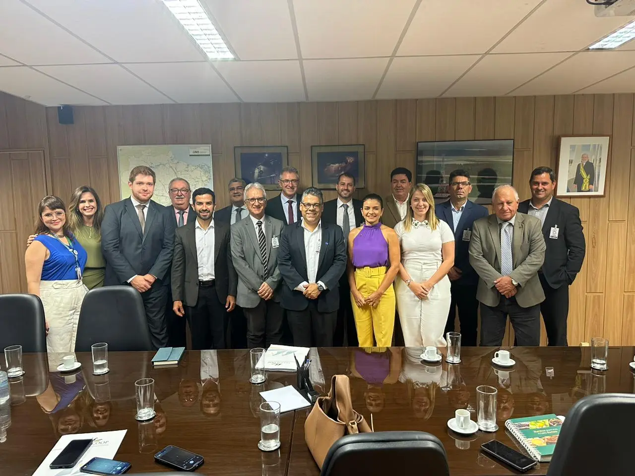 Demandas do Ramo Infraestrutura são apresentadas ao MME