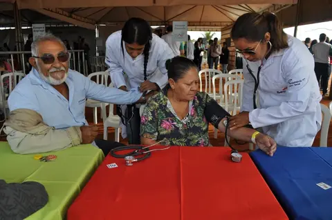 MT |  Moradores de Rondonópolis recebem celebração do Dia de Cooperar 