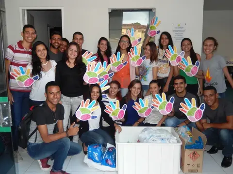 Jovens aprendizes arrecadam donativos para abrigo em Cabedelo (PB)