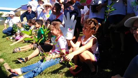 MT |  SICREDI/Ouro Verde realiza ação de proteção e preservação do Meio Ambiente