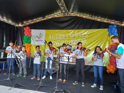 PB | Parque da lagoa recebe três mil pessoas para celebrar o Dia C