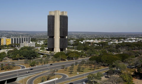 Galípolo recebe Sistema OCB para discutir avanços no Ramo Crédito 
