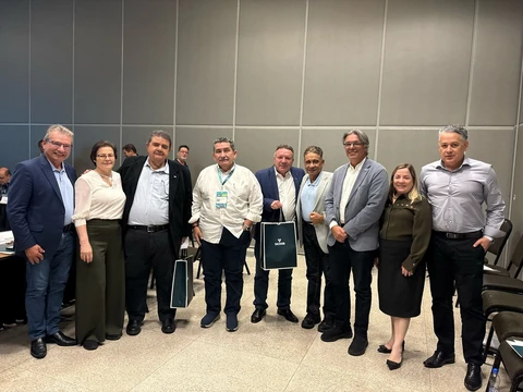 Central Sicoob Uni e Sistema OCB debatem futuro das coops de crédito
