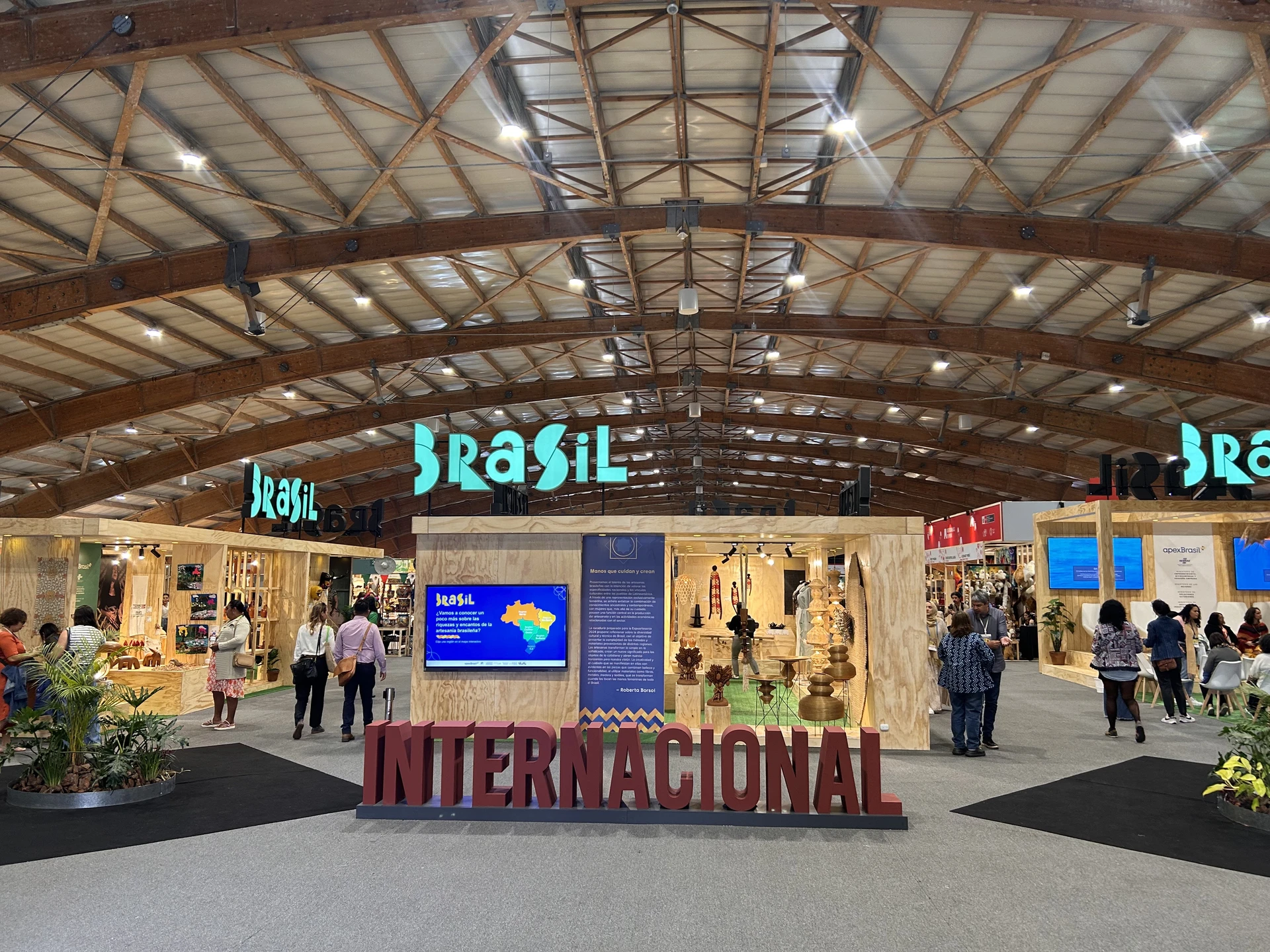Espaço dedicado ao artesanato brasileiro, na Expoartesanías