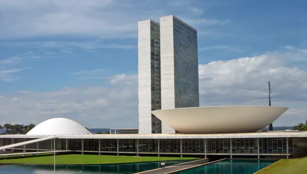 Representação institucional: a voz do coop junto aos Poderes