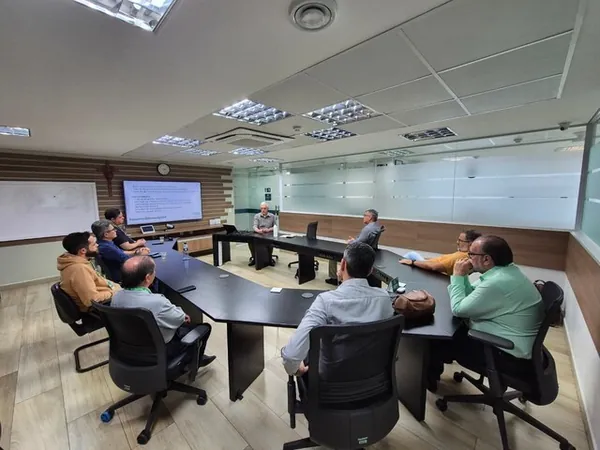 Solução Eficiência Energética beneficia cooperativas de saúde e crédito
